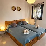 بيت للعطل Villas Mina غينادي