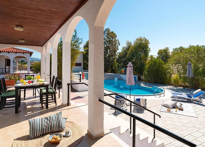 Villas Mina * غينادي