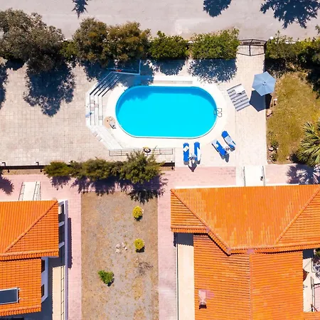 Mina And ゲンナジー