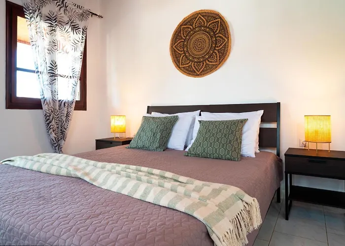 度假居 Mina And 根纳迪